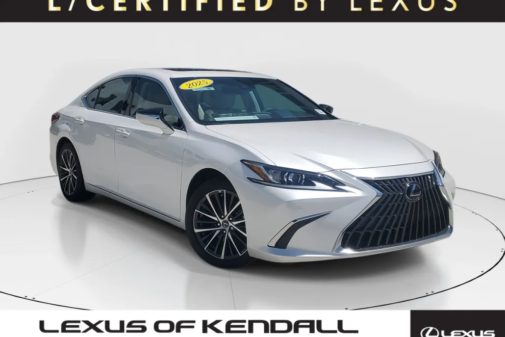 2025 Lexus ES 350 photo 1