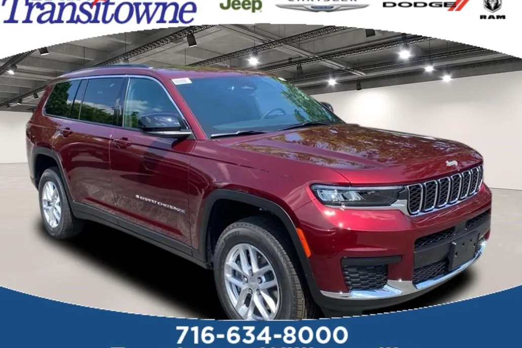 2025 Jeep Grand Cherokee Laredo X photo 1