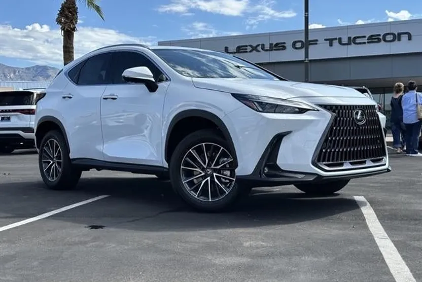 2026 Lexus NX 350h Premium photo 1
