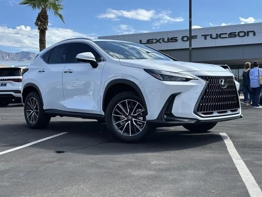 2026 Lexus NX 350h Premium photo 1
