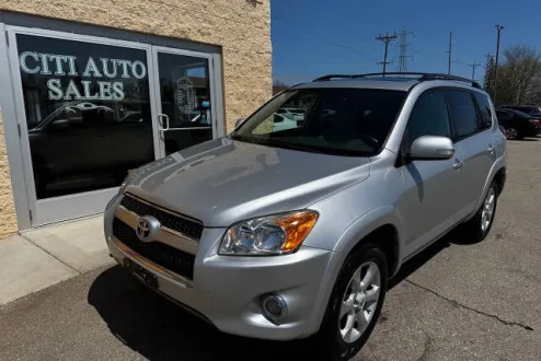 2011 Toyota RAV4 Limited photo 2