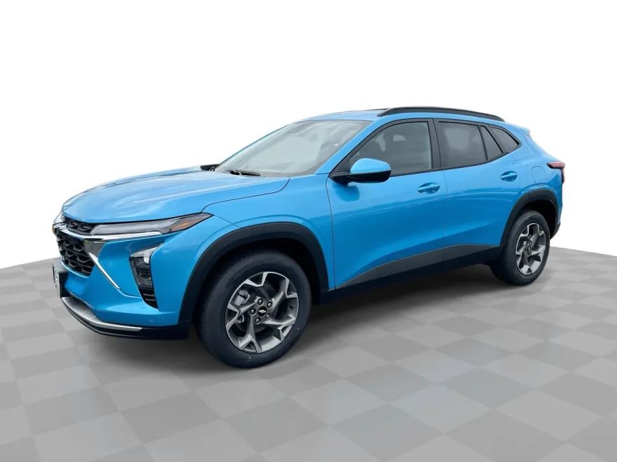 2025 Chevrolet Trax LT photo 1