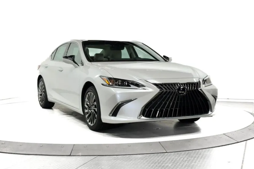 2025 Lexus ES 350 Luxury photo 1