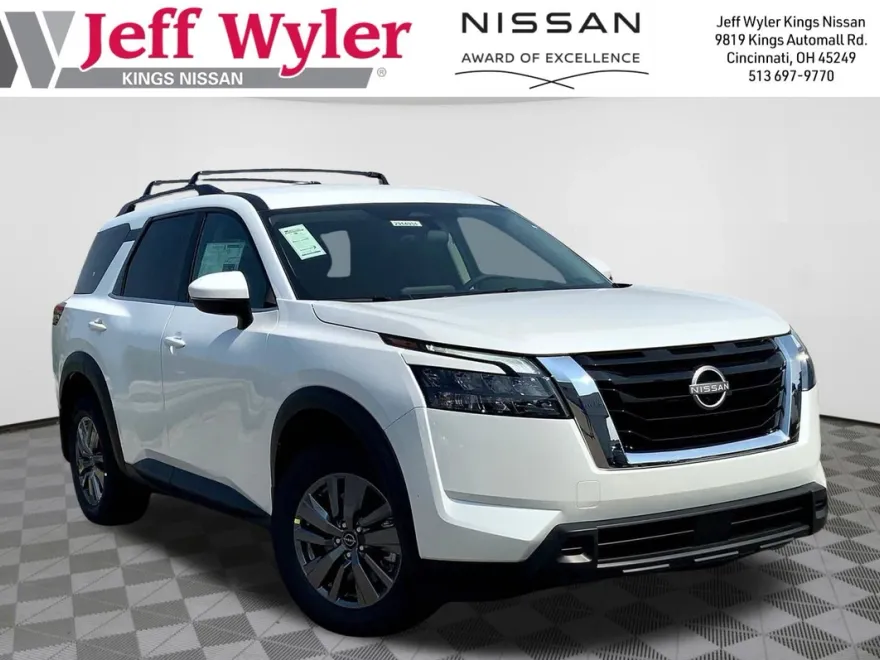 2025 Nissan Pathfinder SV photo 1