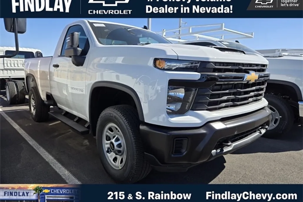 2025 Chevrolet Silverado 3500HD photo 1