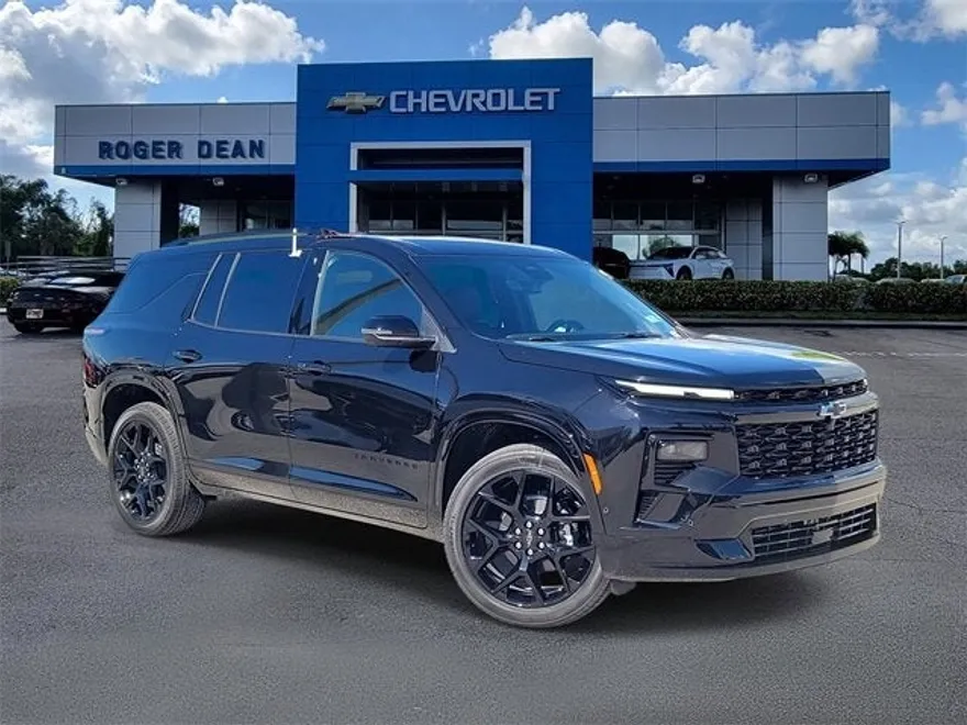 2026 Chevrolet Traverse RS photo 1