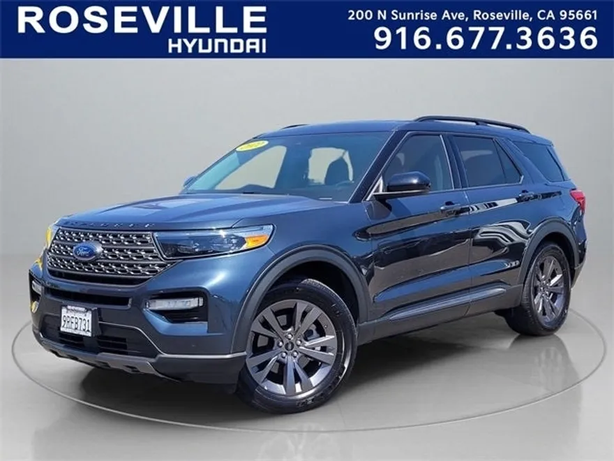 2022 Ford Explorer XLT photo 1
