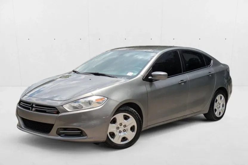 2013 Dodge Dart SE photo 1