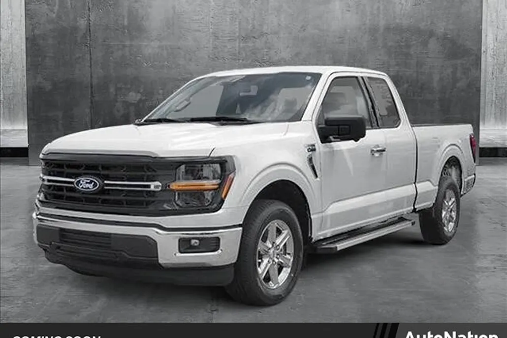 2025 Ford F-150 XLT photo 1