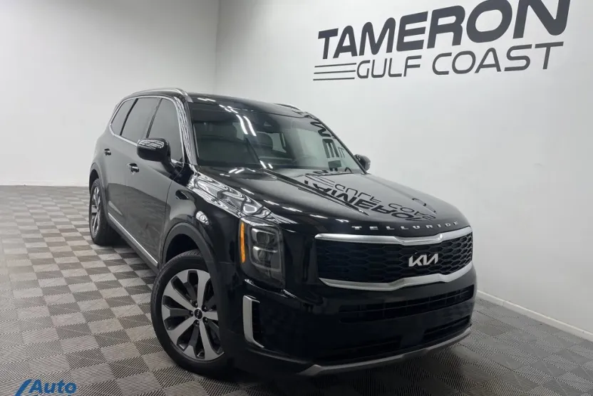 2022 Kia Telluride EX photo 1