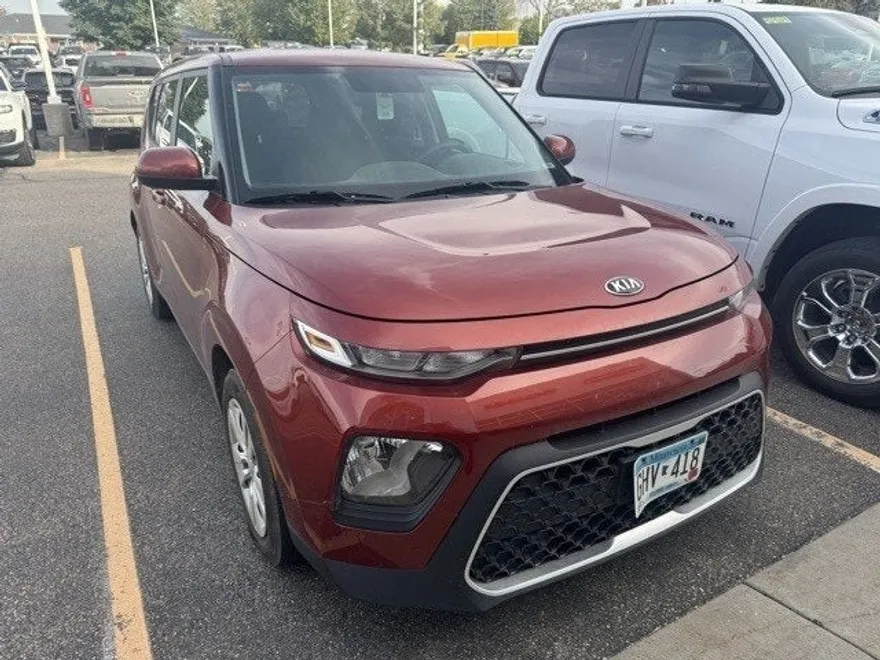 2021 Kia Soul LX photo 1