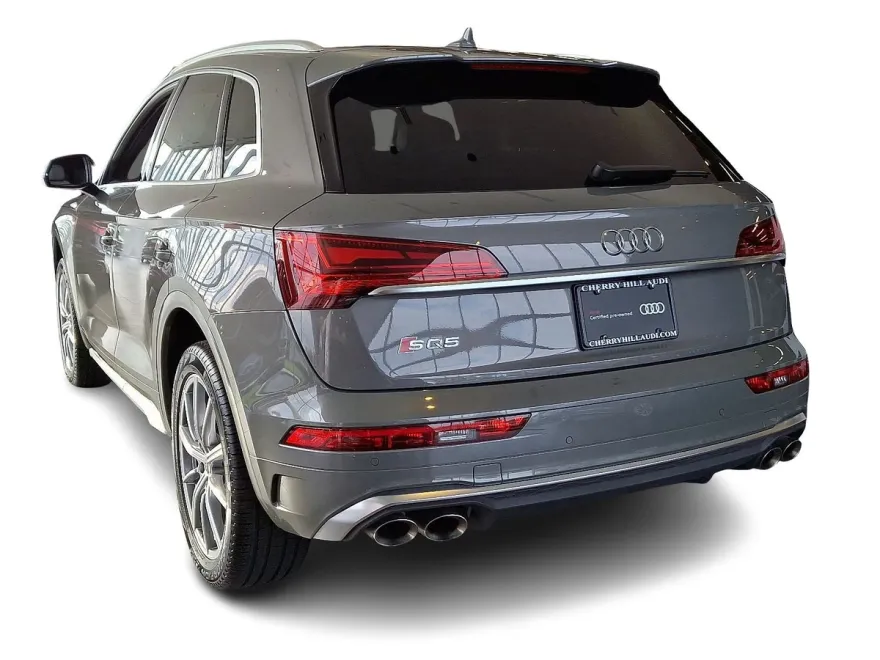 2024 Audi SQ5 Premium Plus photo 1