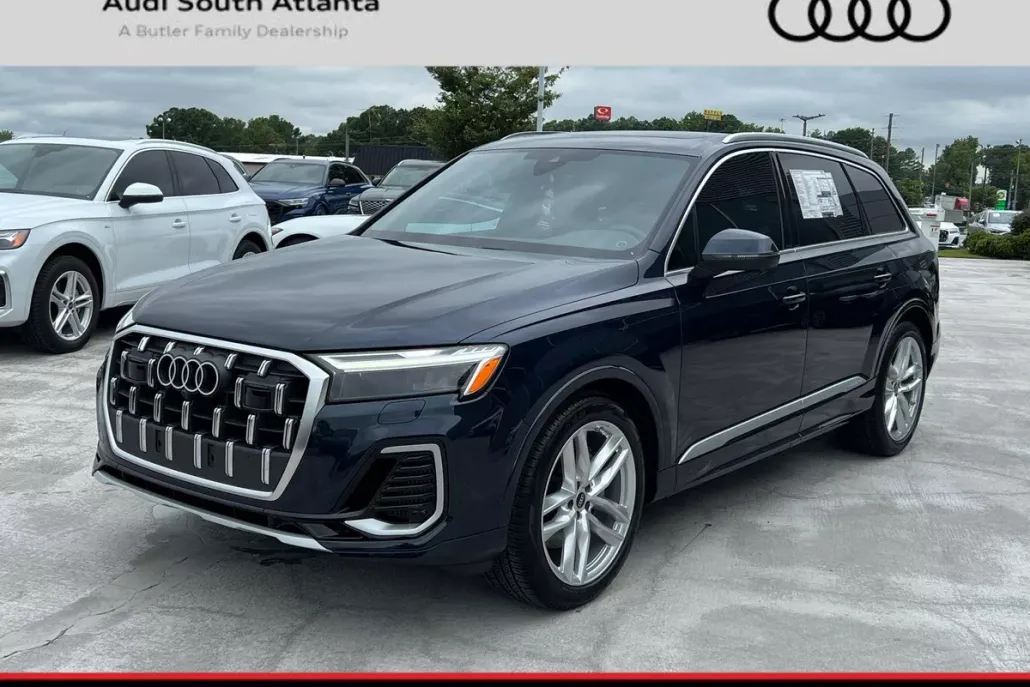 2025 Audi Q7 55 Premium Plus photo 1