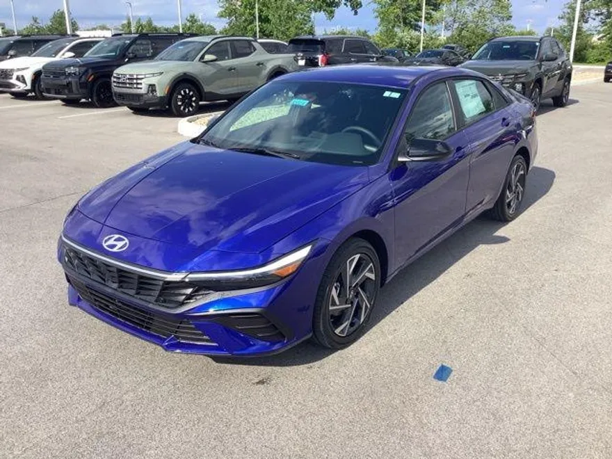 2025 Hyundai Elantra Hybrid SEL Sport photo 1