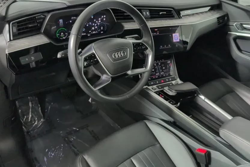 2021 Audi e-tron Sportback Premium photo 1