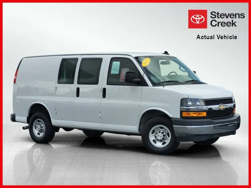 2022 Chevrolet Express 2500 Work Van Cargo photo 1