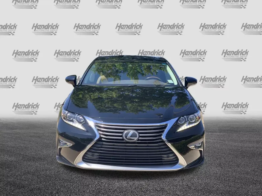 2017 Lexus ES 350 photo 1