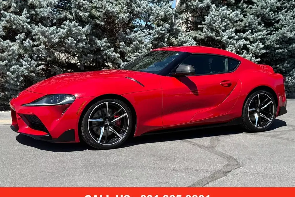 2021 Toyota Supra 3.0 photo 1