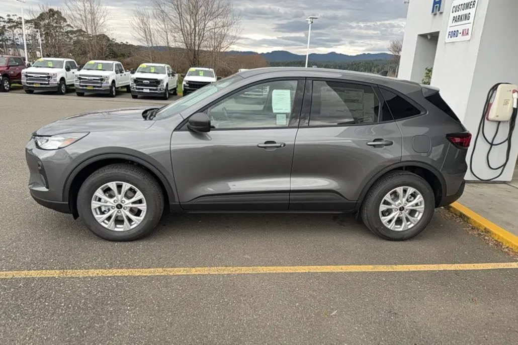 2025 Ford Escape Active photo 1