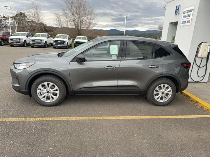 2025 Ford Escape Active photo 1