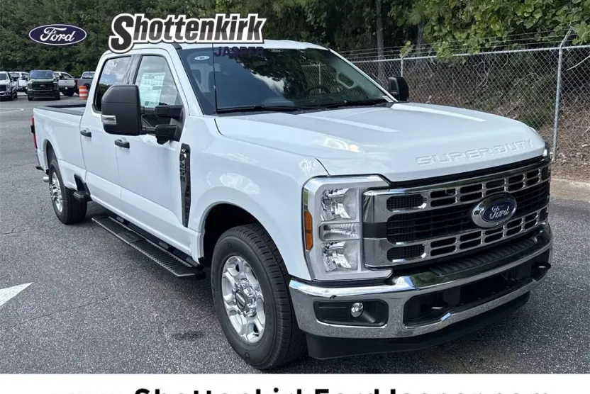 2026 Ford F-250 XLT photo 1