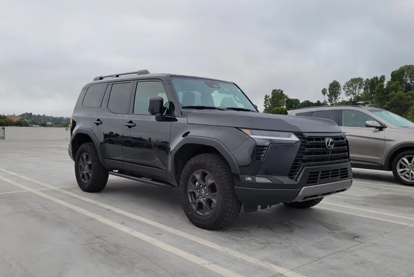 2024 Lexus GX 550 Overtrail photo 1