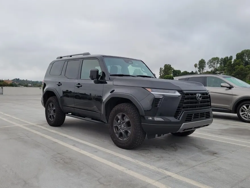 2024 Lexus GX 550 Overtrail photo 1