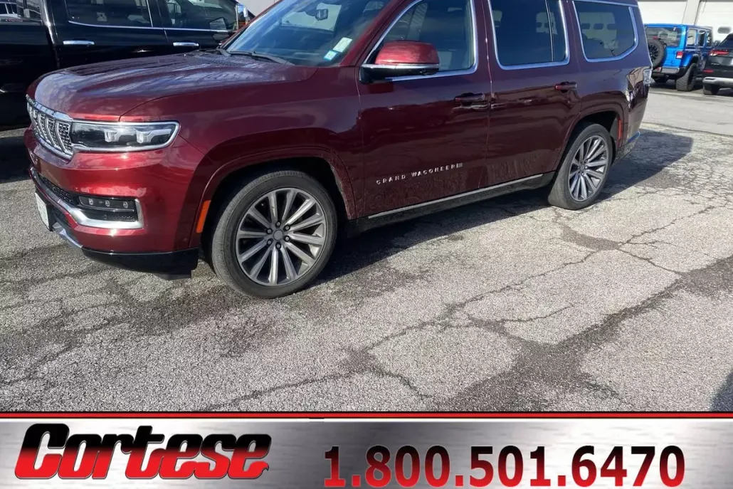 2022 Jeep Grand Wagoneer II photo 1