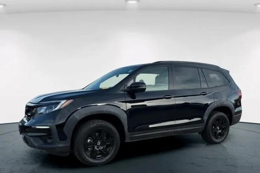2022 Honda Pilot TrailSport photo 1
