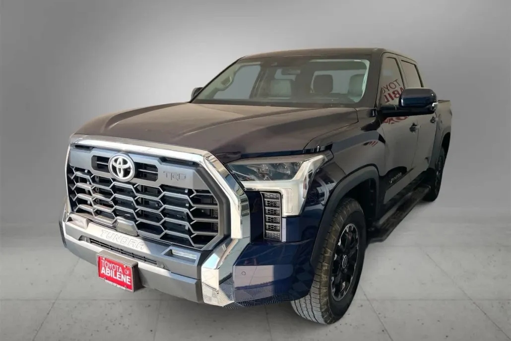 2023 Toyota Tundra SR5 photo 1