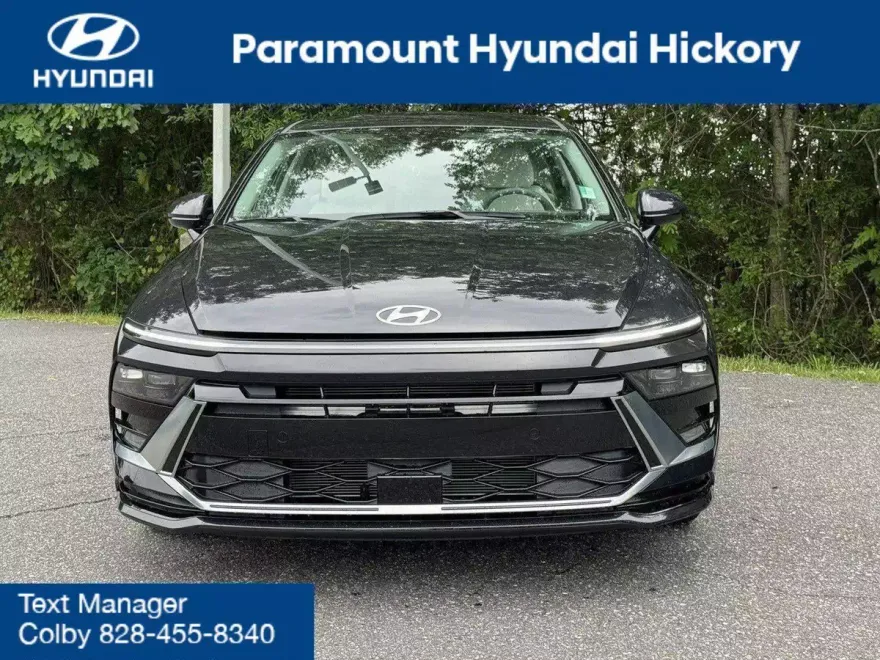 2024 Hyundai Sonata SEL photo 1