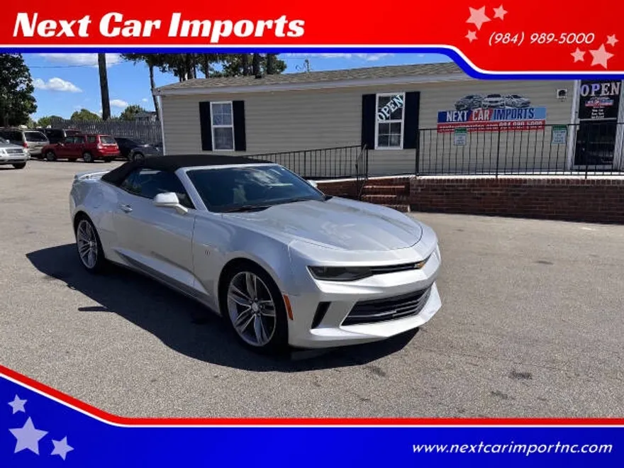 2017 Chevrolet Camaro 1LT photo 1