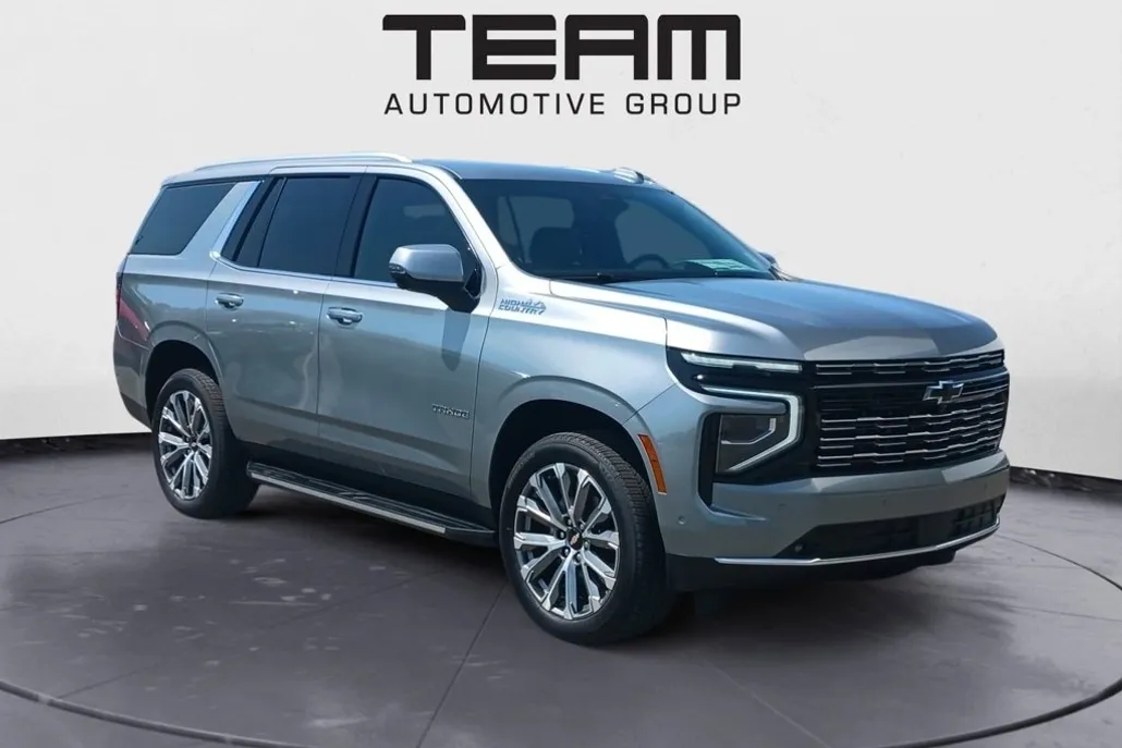 2025 Chevrolet Tahoe High Country photo 1