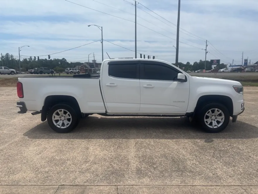 2020 Chevrolet Colorado LT photo 1