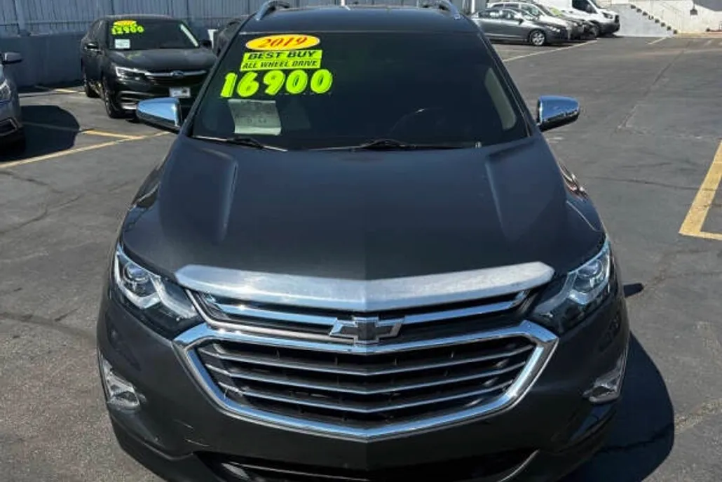 2019 Chevrolet Equinox Premier photo 1