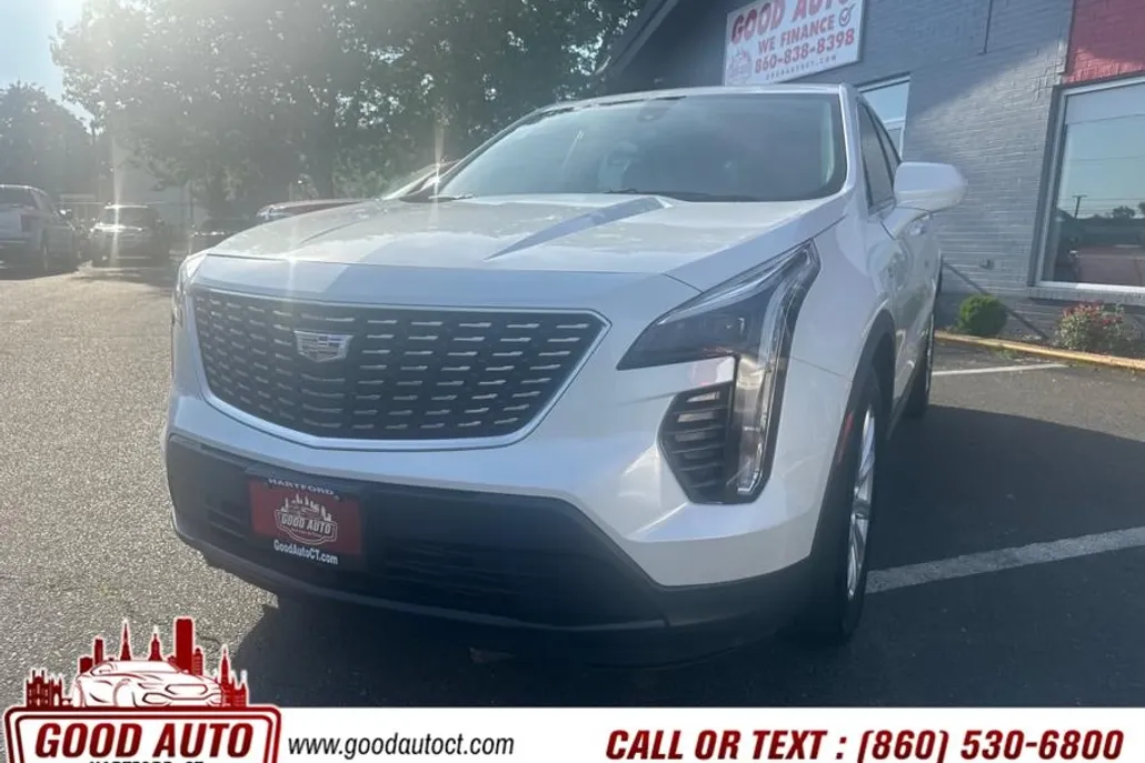 2019 Cadillac XT4 Luxury photo 1