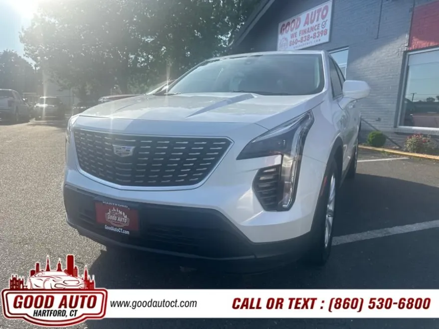 2019 Cadillac XT4 Luxury photo 1