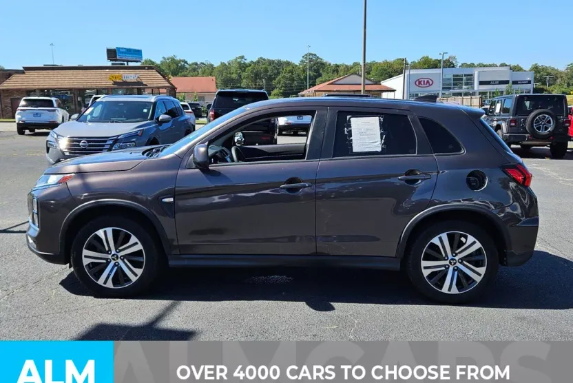 2021 Mitsubishi Outlander Sport ES photo 1