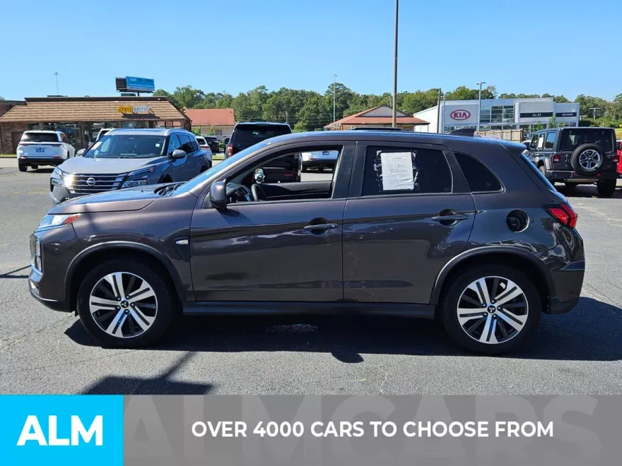 2021 Mitsubishi Outlander Sport ES photo 1