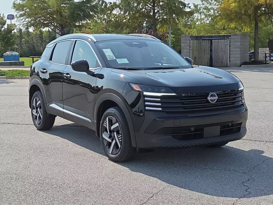 2026 Nissan Kicks SV photo 1