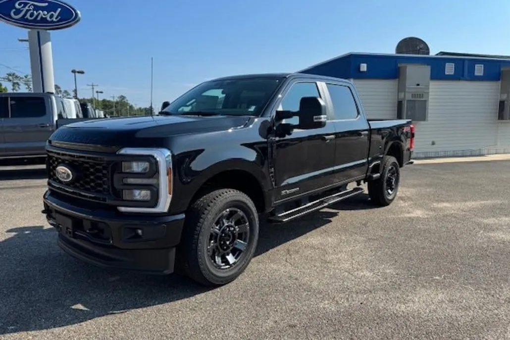 2025 Ford F-250 XL photo 1