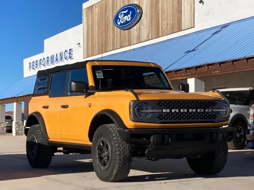 2021 Ford Bronco Badlands photo 1