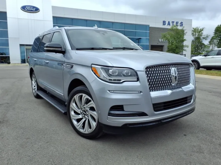 2024 Lincoln Navigator Reserve photo 1