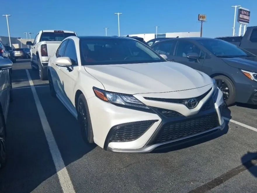 2022 Toyota Camry XSE photo 1