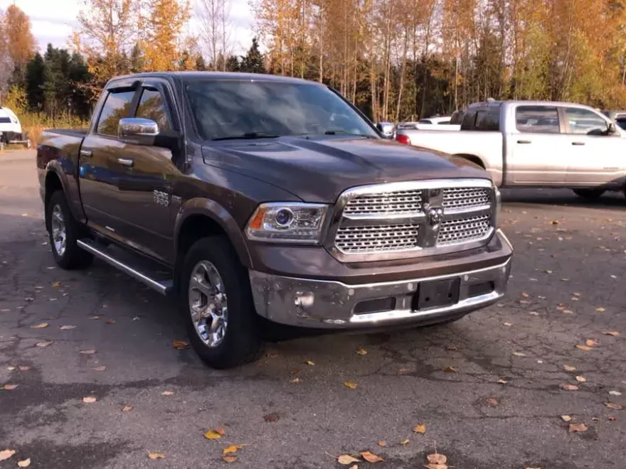 2018 Ram 1500 Laramie photo 1
