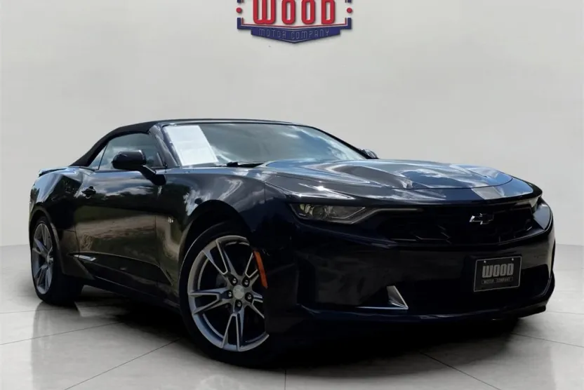 2024 Chevrolet Camaro 2LT photo 1