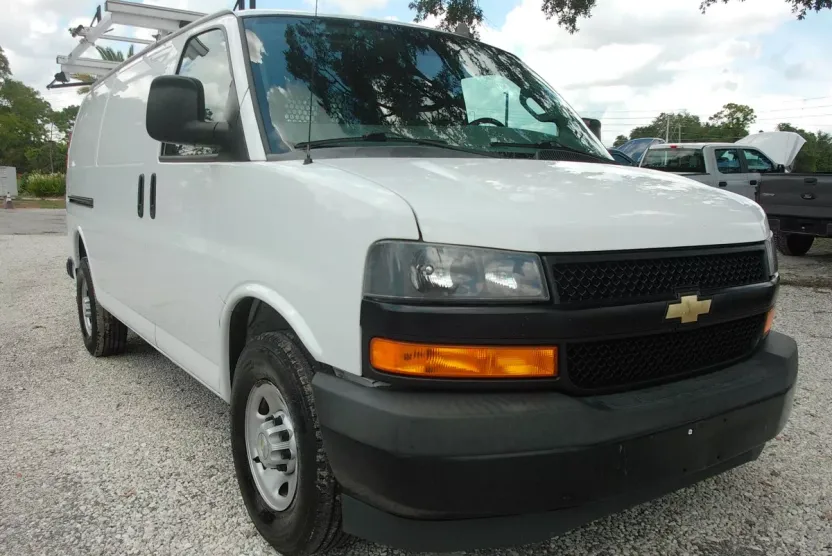 2020 Chevrolet Express 2500 Cargo Van photo 1