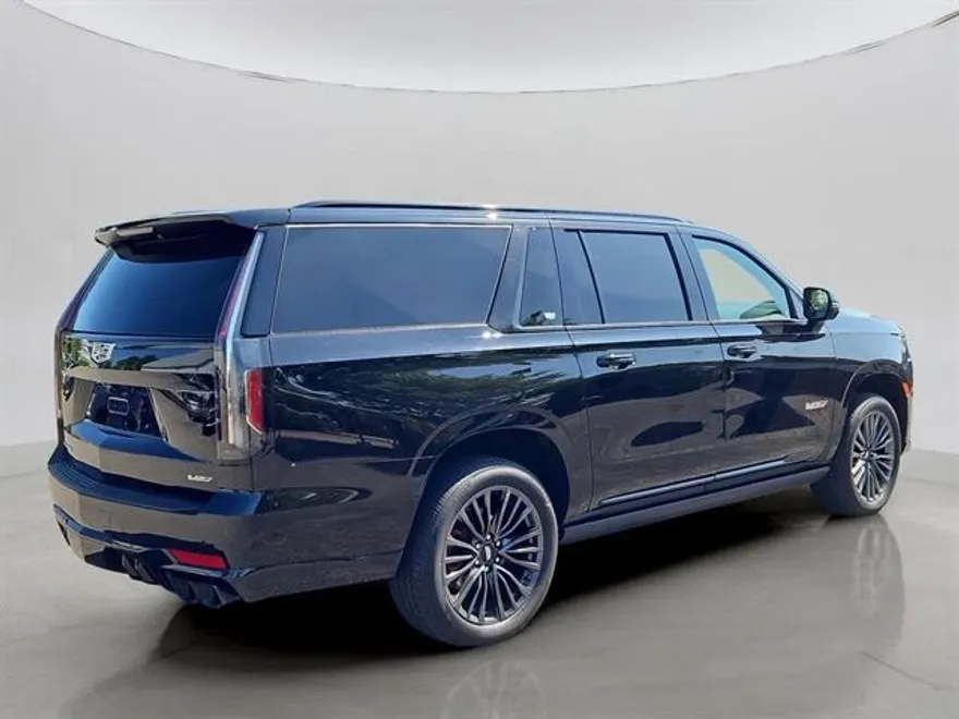 2023 Cadillac Escalade ESV V-Series photo 1