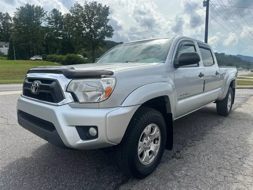 2013 Toyota Tacoma Double Cab Long Bed V6 4x4 photo 1