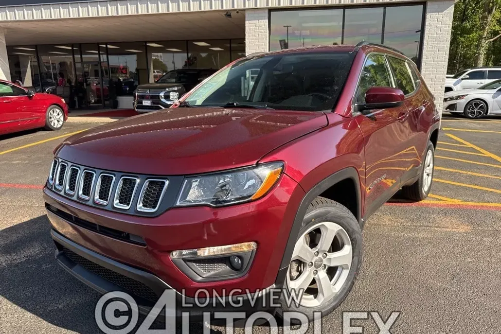 2020 Jeep Compass Latitude photo 1